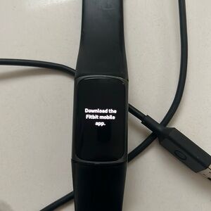 Fitbit Charge 5 - black, S band
